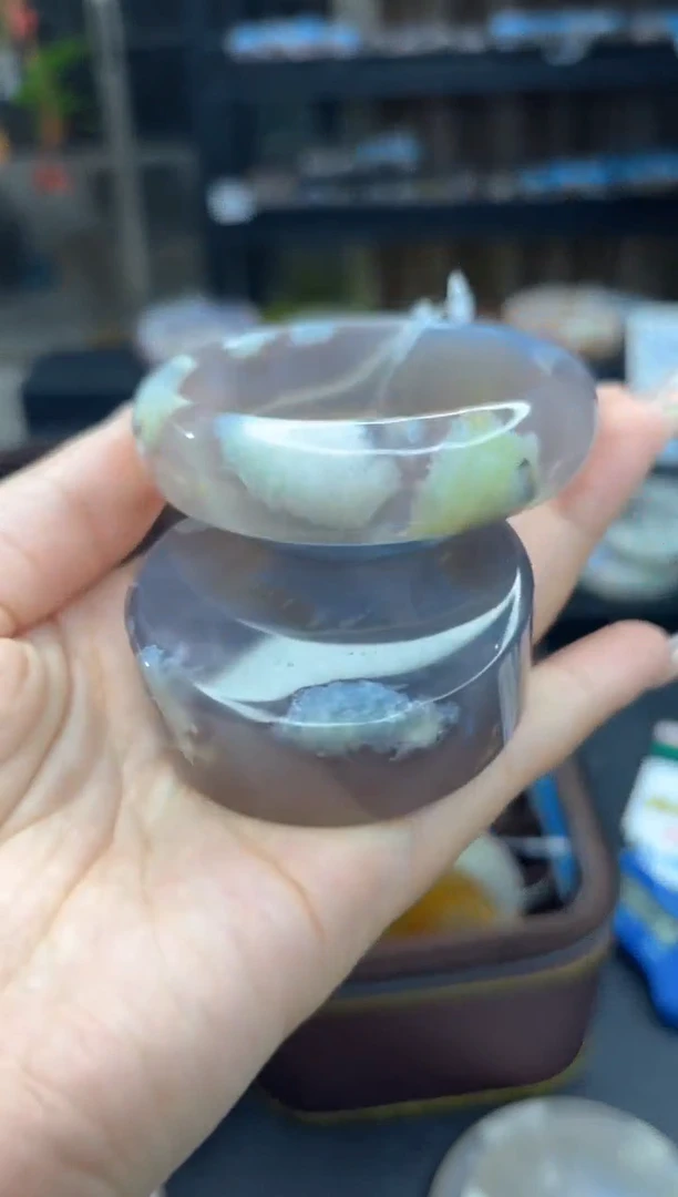 石英质玉手镯未镶嵌87(56圈赠送镯心)