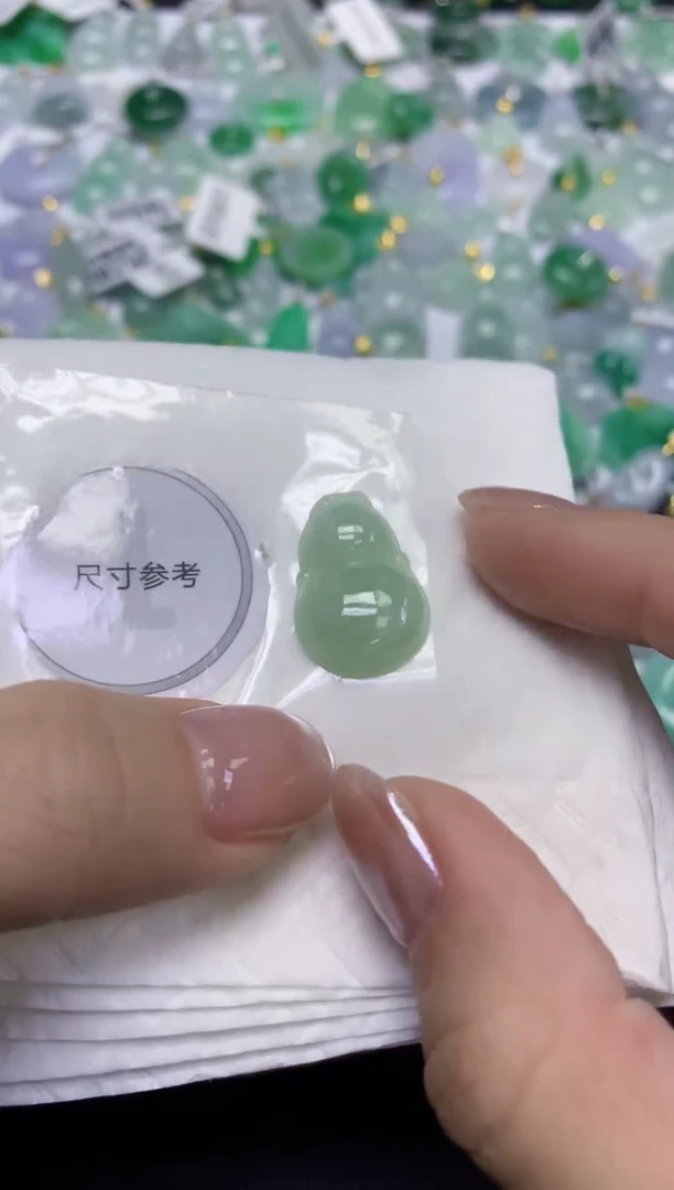 颈饰未镶嵌翡翠天然缅甸翡翠A货百元以上9元证书费自理