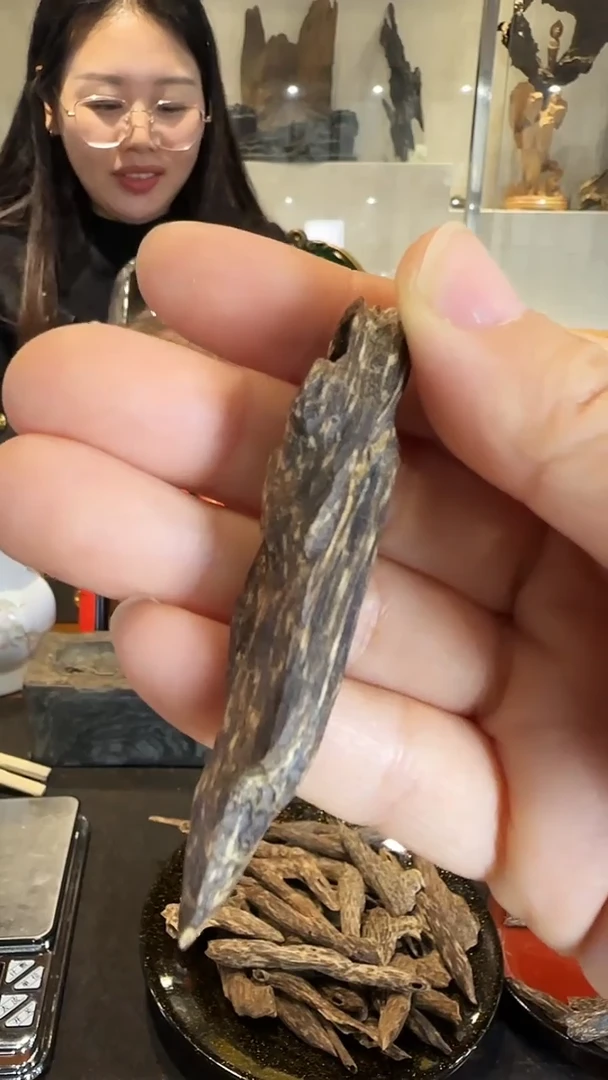 香料树心虫漏沉水3.24g