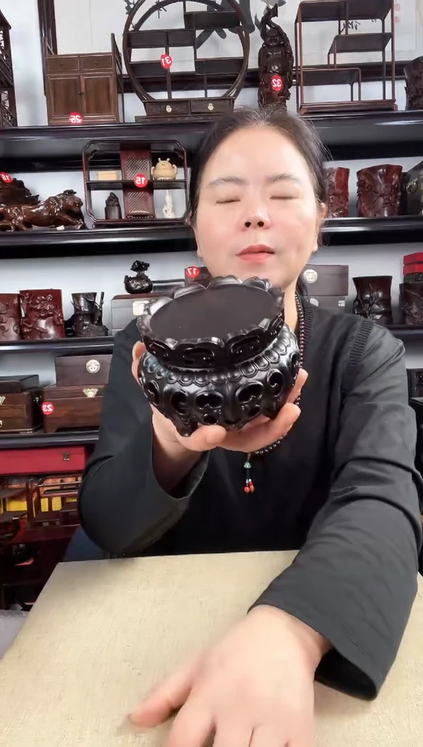 木新莲底座老李红木工艺品