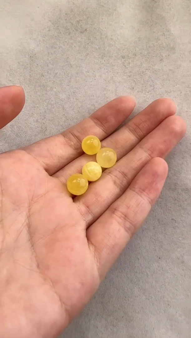 【闪购商品】琥珀裸石未镶嵌10118097-瑕疵配饰四个