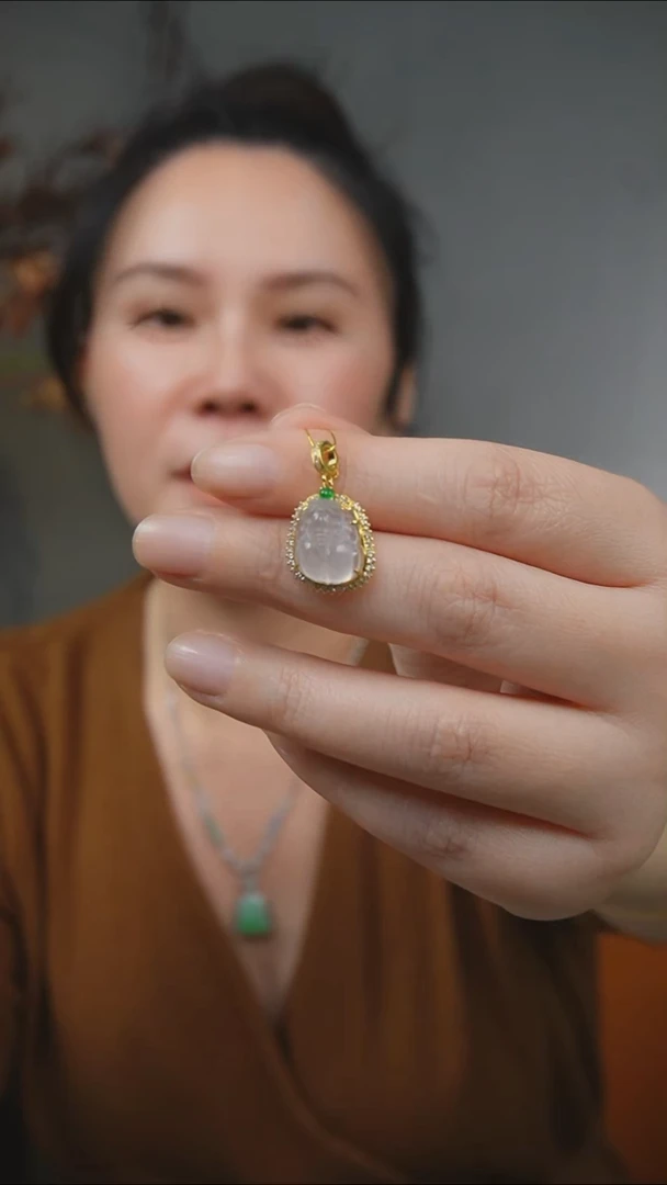 吊坠(不含链)18K金镶嵌翡翠天然缅甸翡翠吊坠