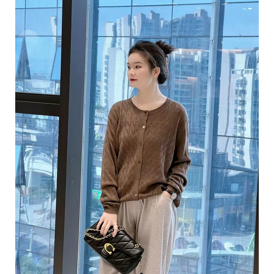 607休闲镂空圆领长袖针织衫女宽松显瘦上衣时尚百搭款小衫