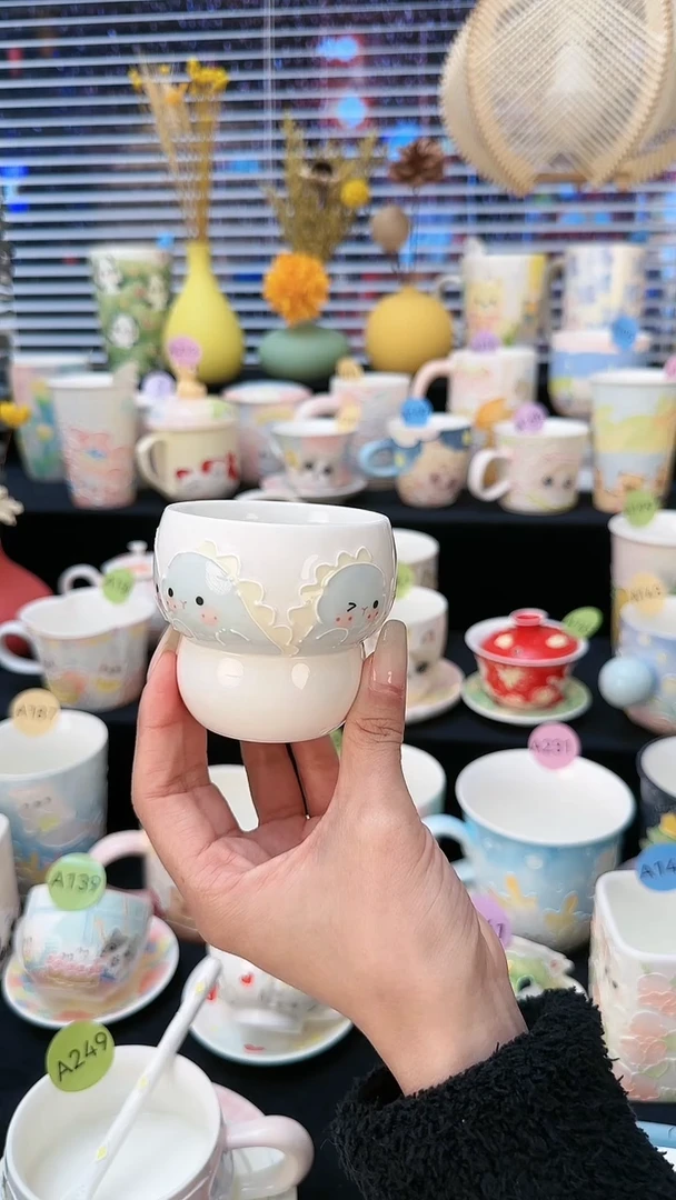 【闪购商品】摆件景德镇高温立体釉创意瓷