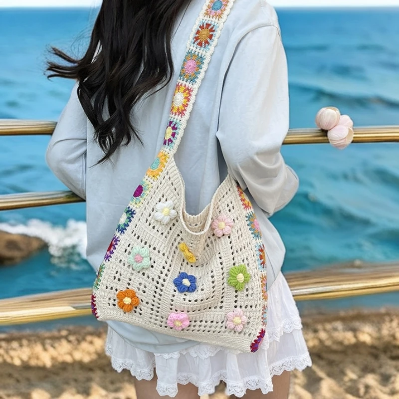 百搭单肩斜挎包花朵手工编织包包女2025新款夏小众海边度假沙滩包
