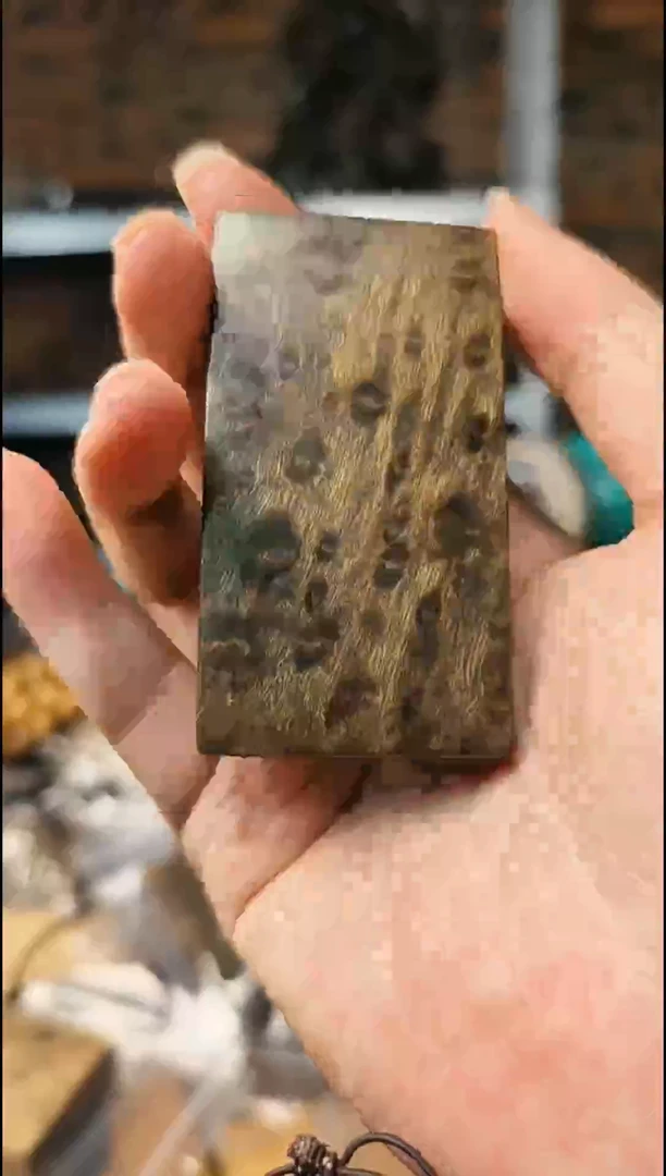 【闪购商品】金丝楠无事牌手把件