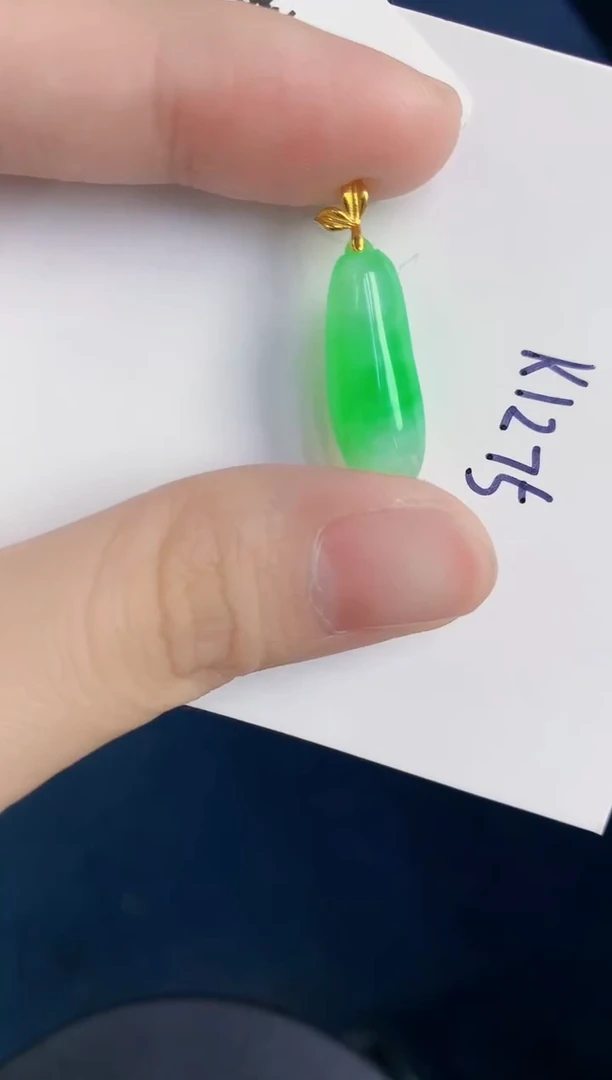 颈饰18K金镶嵌翡翠天然翡翠缅甸A货