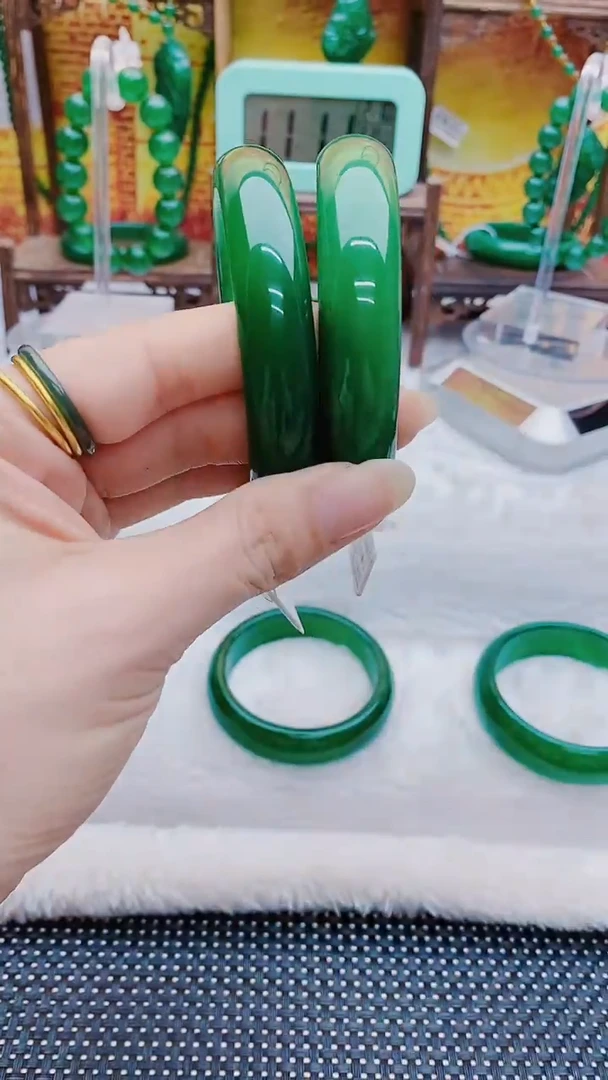 【闪购商品】玛瑙/玉髓手镯未镶嵌0