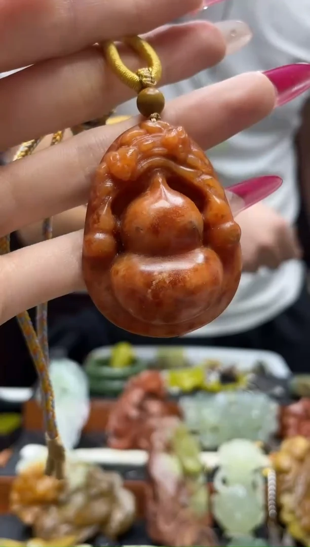 未镶嵌岫玉吊坠·