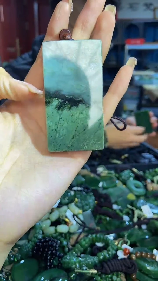 未镶嵌和田玉挂件1