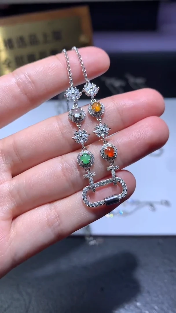 颈饰银S925镶嵌翡翠k****n净货