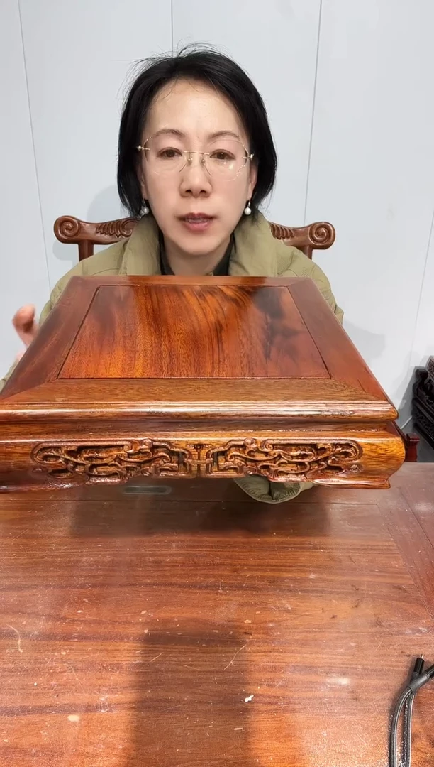 木老花正方25*25*7镂空雕花