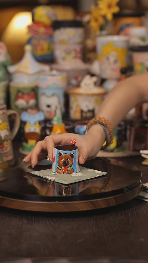 景德镇釉下彩绘设计师款式陶瓷