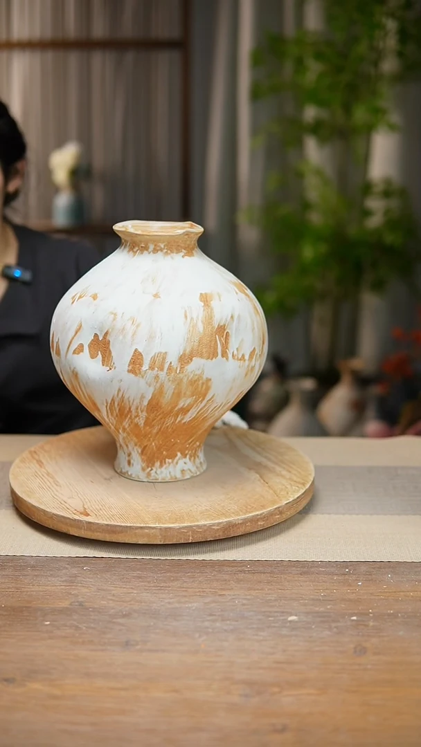 【闪购商品】陶瓷花器诧寂黄灯笼