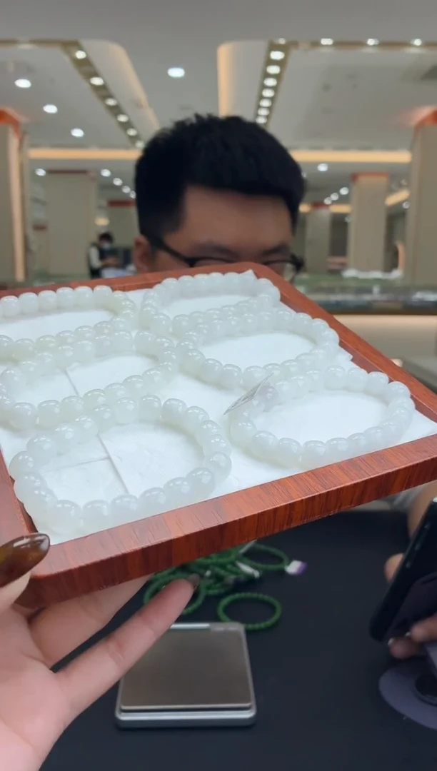 颈饰未镶嵌和田玉天然和田玉（多样性拍一发二)