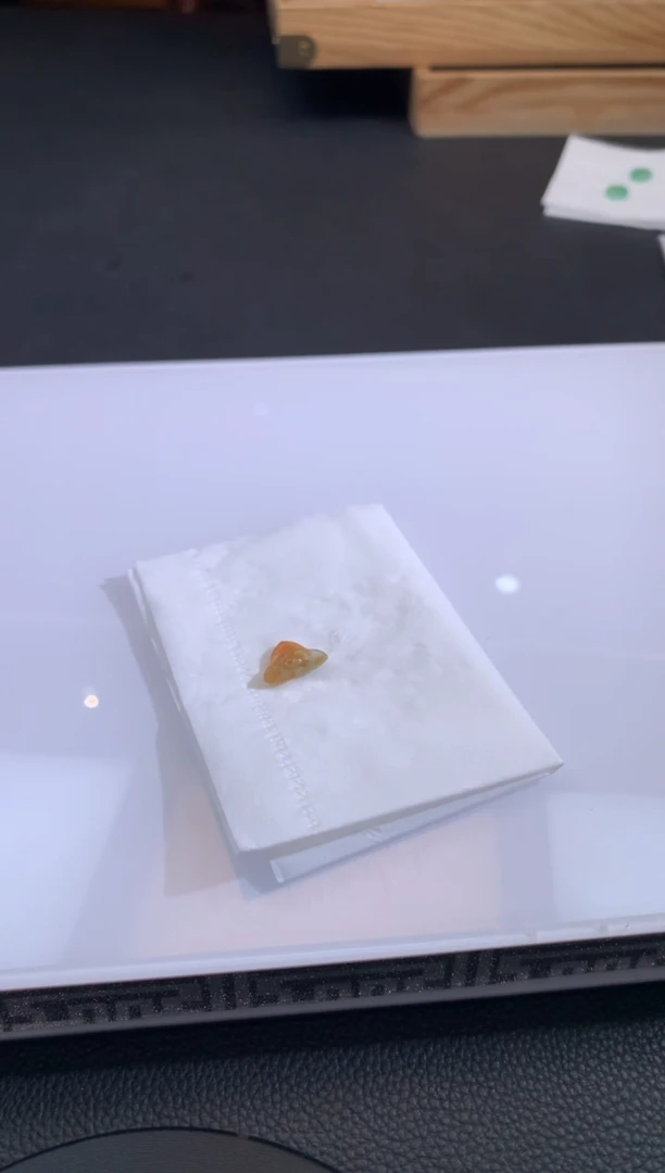 【闪购商品】定制翡翠未镶嵌翡翠