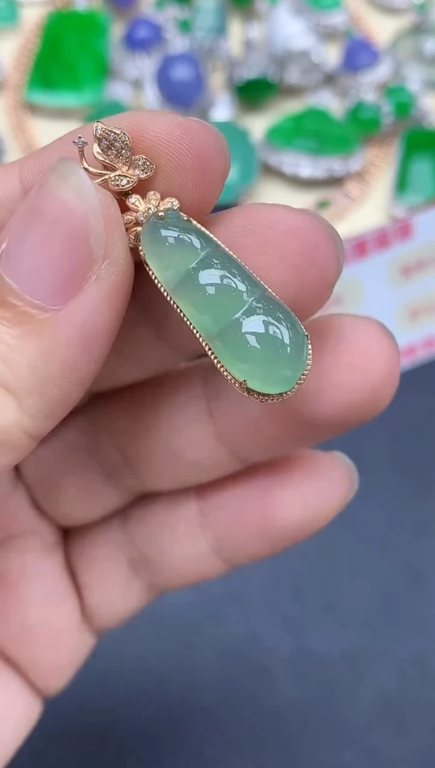 颈饰18K金镶嵌翡翠507-中国好珍宝