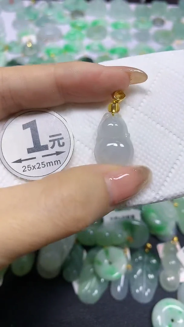 颈饰未镶嵌翡翠天然翡翠A货