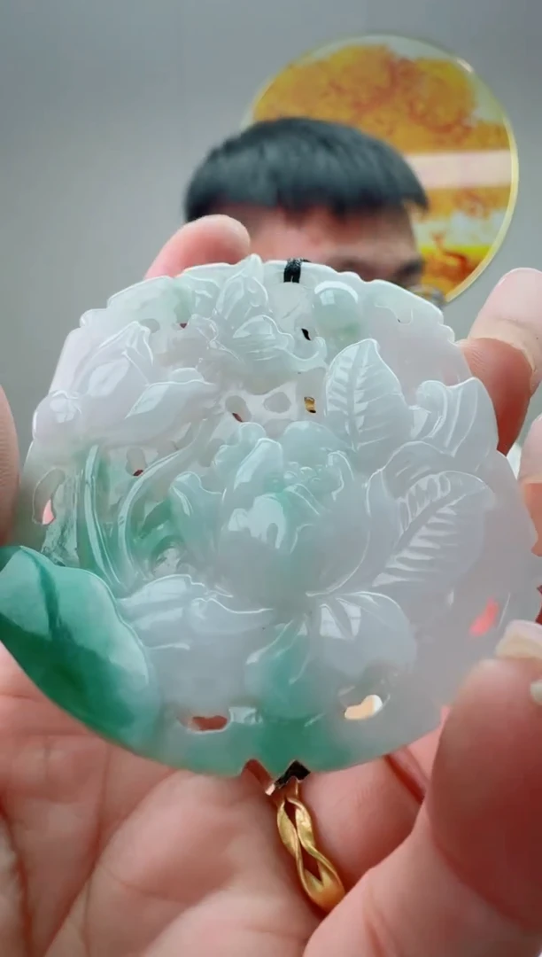 翡翠未镶嵌颈饰1111111111111