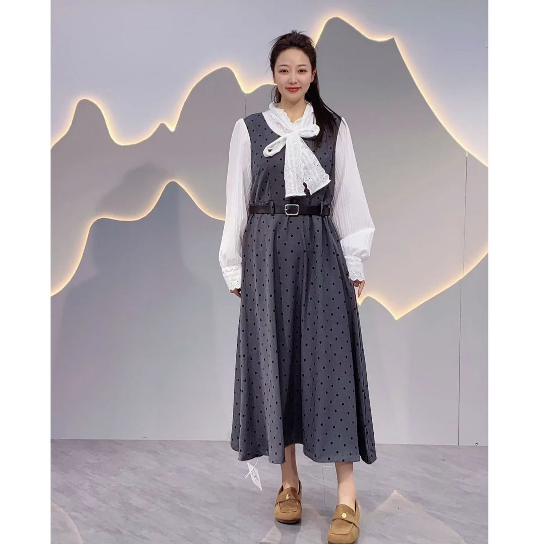 XIE4 显瘦修身连衣裙6292（带腰带）