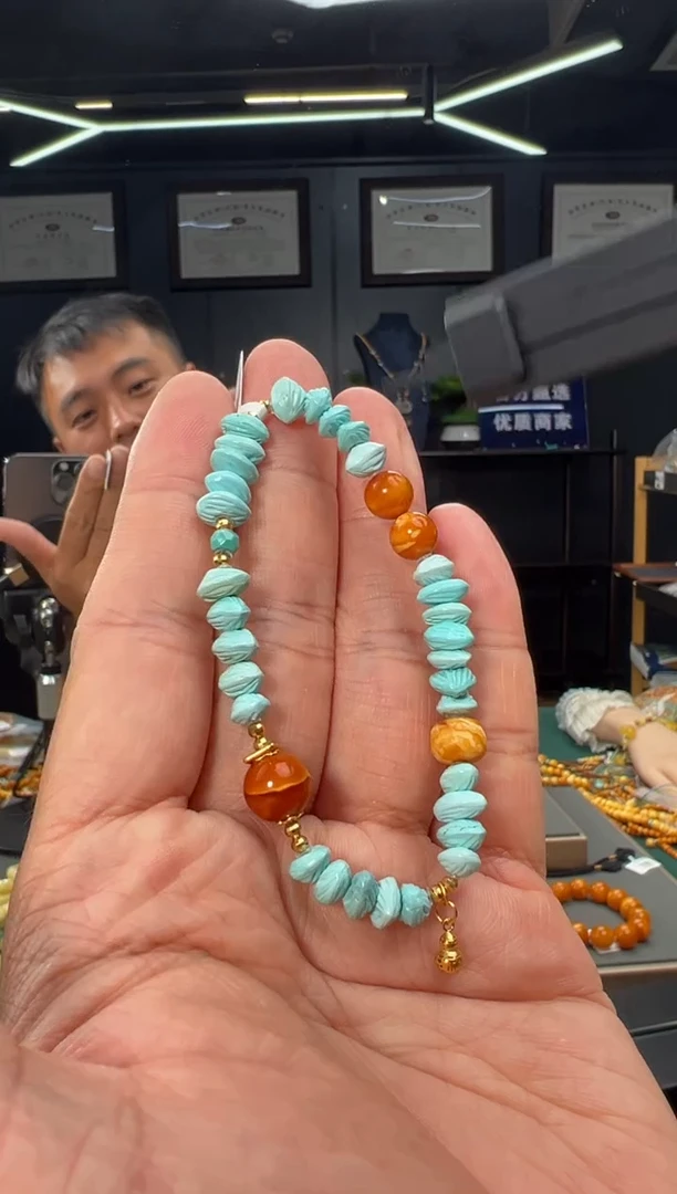 裸石琥珀18K金镶嵌手串