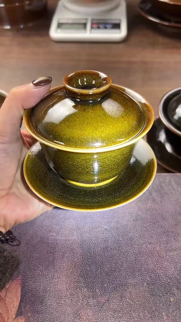 善于黄色的三才盖碗