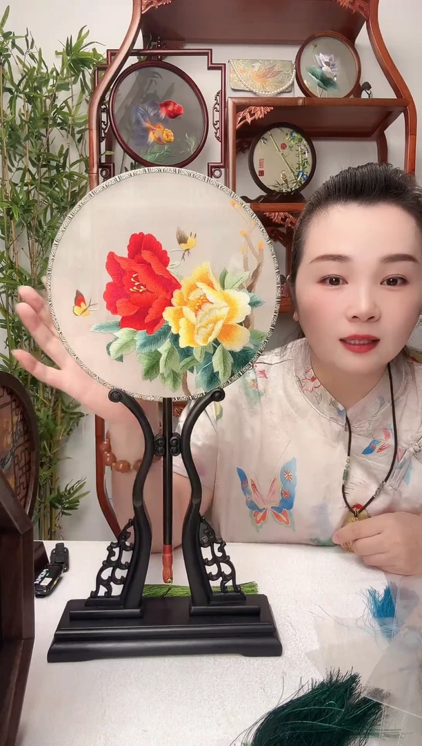刺绣团扇双面非遗