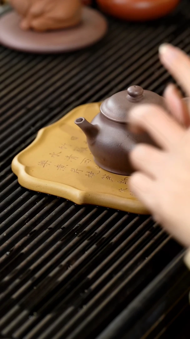 【闪购商品】紫砂茶壶160c111111111