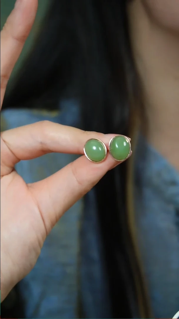 未镶嵌和田玉耳饰A14