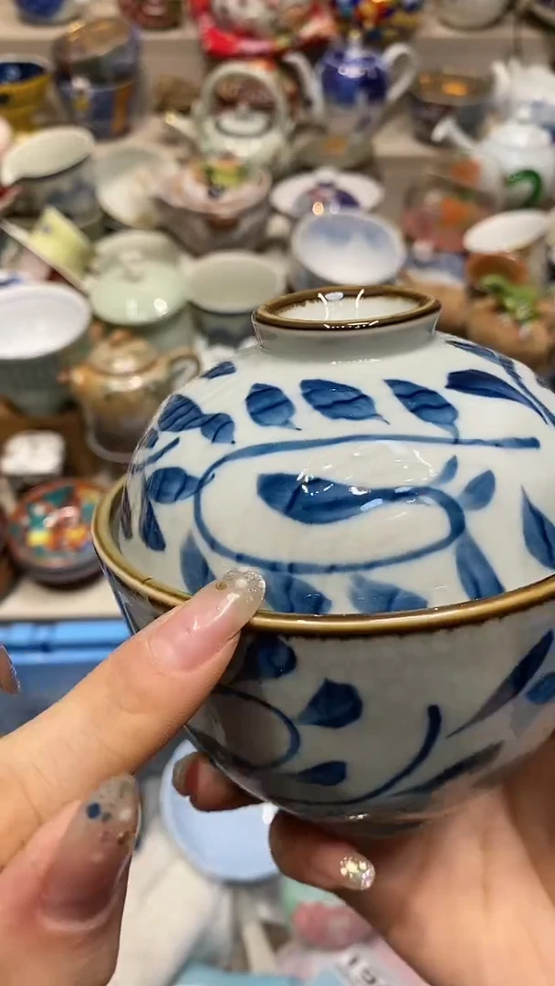 瓷片羲**廊 系统自动截取直播间实时画面