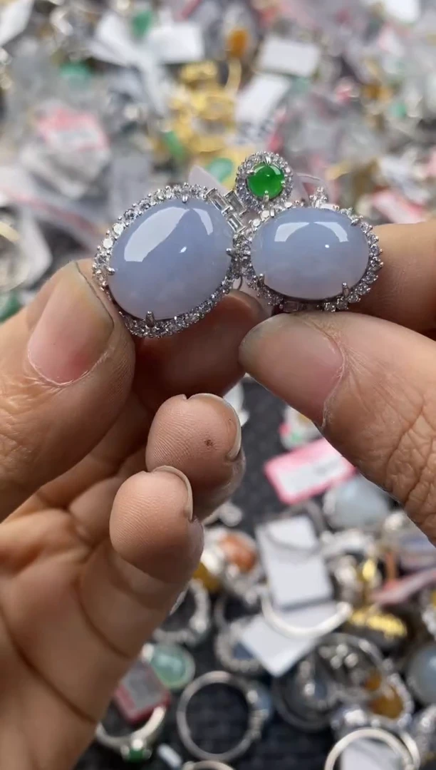 银S925镶嵌戒指翡翠888            6