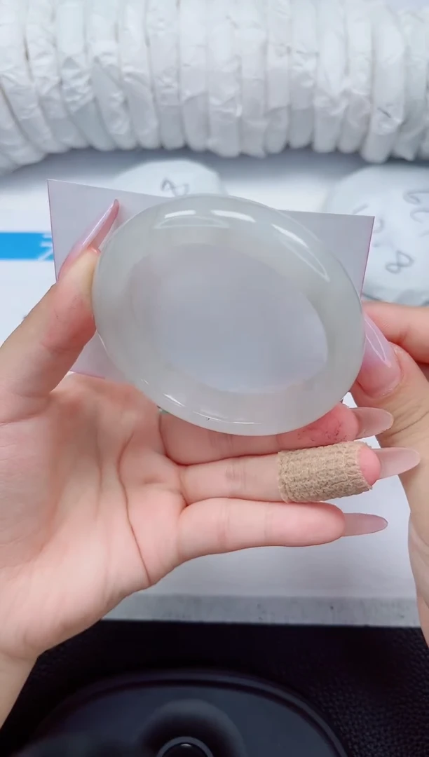 石英质玉手镯未镶嵌33-56/57