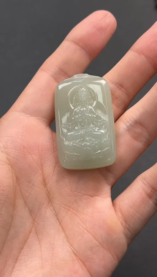 未镶嵌手串和田玉且末青白观音微色差