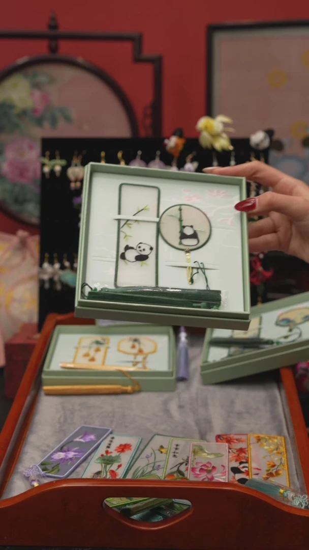 刺绣大***妞非遗绒花苏绣饰品