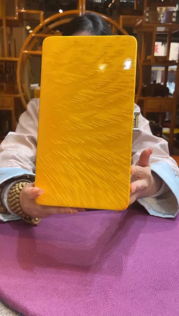 金丝楠满水波文玩首饰盒25*14*8.5（圆角）