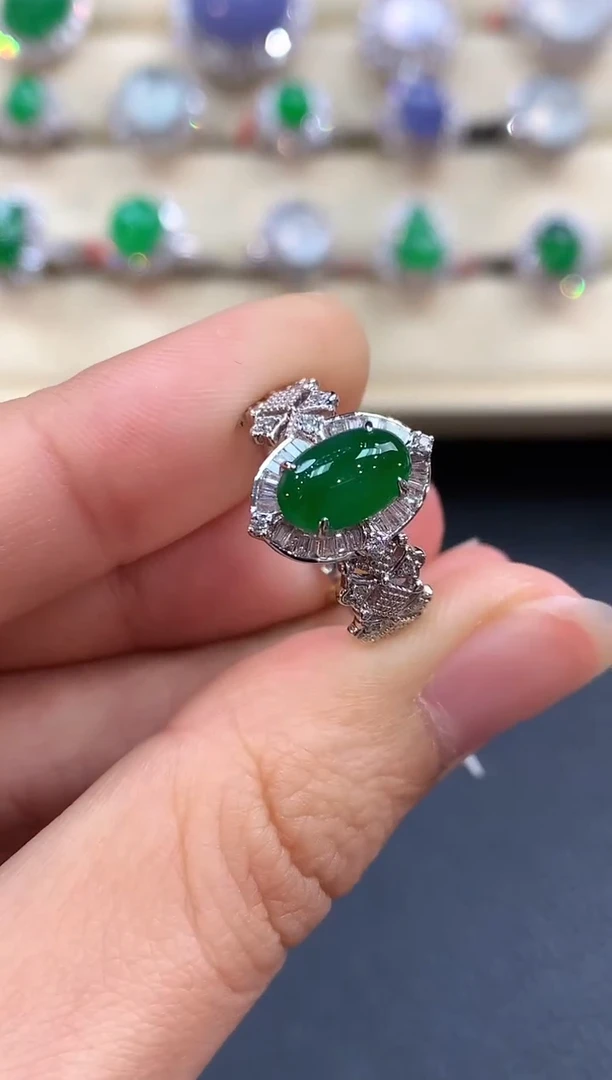 【闪购商品】翡翠戒指18K金镶嵌B133