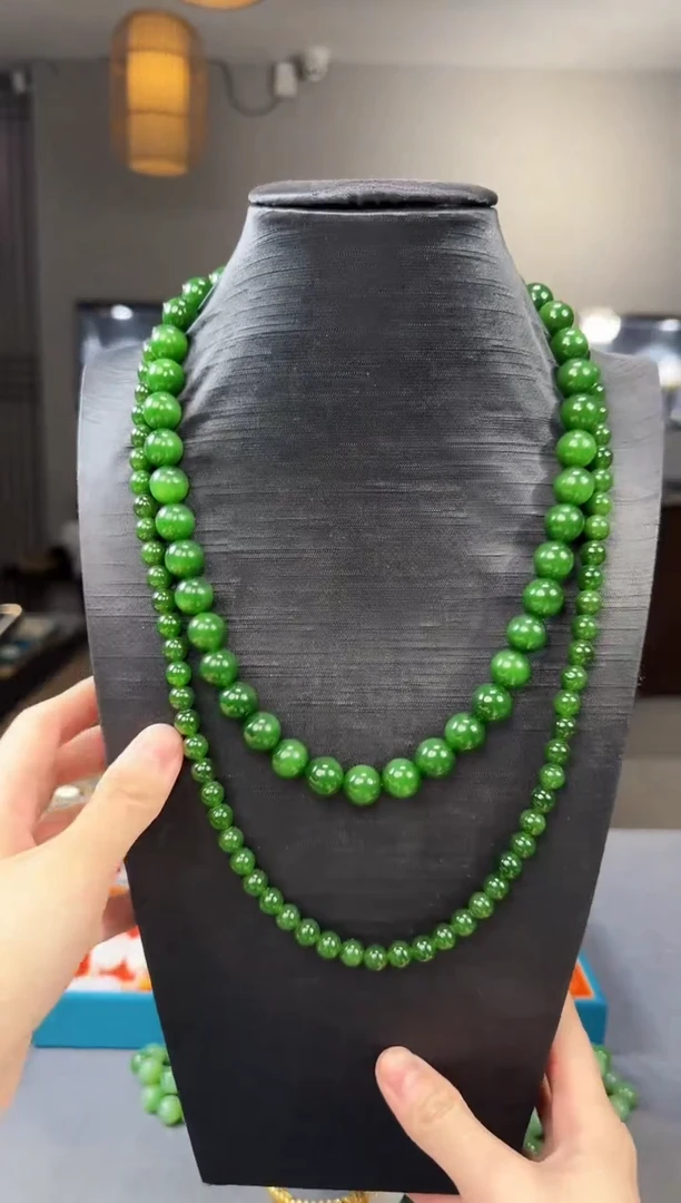 和田玉未镶嵌颈饰1