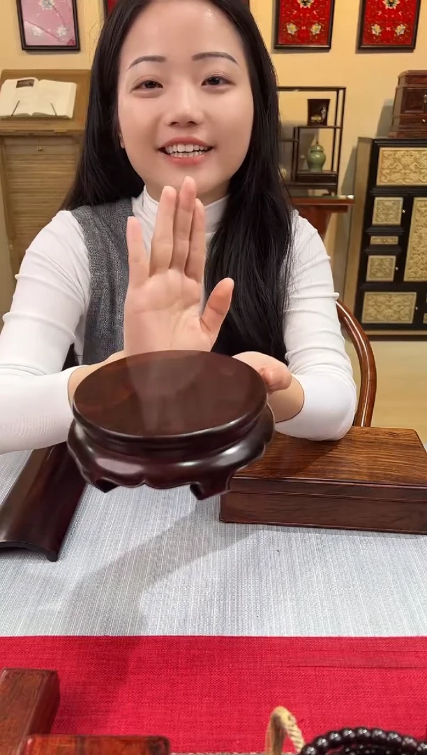 紫檀木类成套家具案上圆形底座