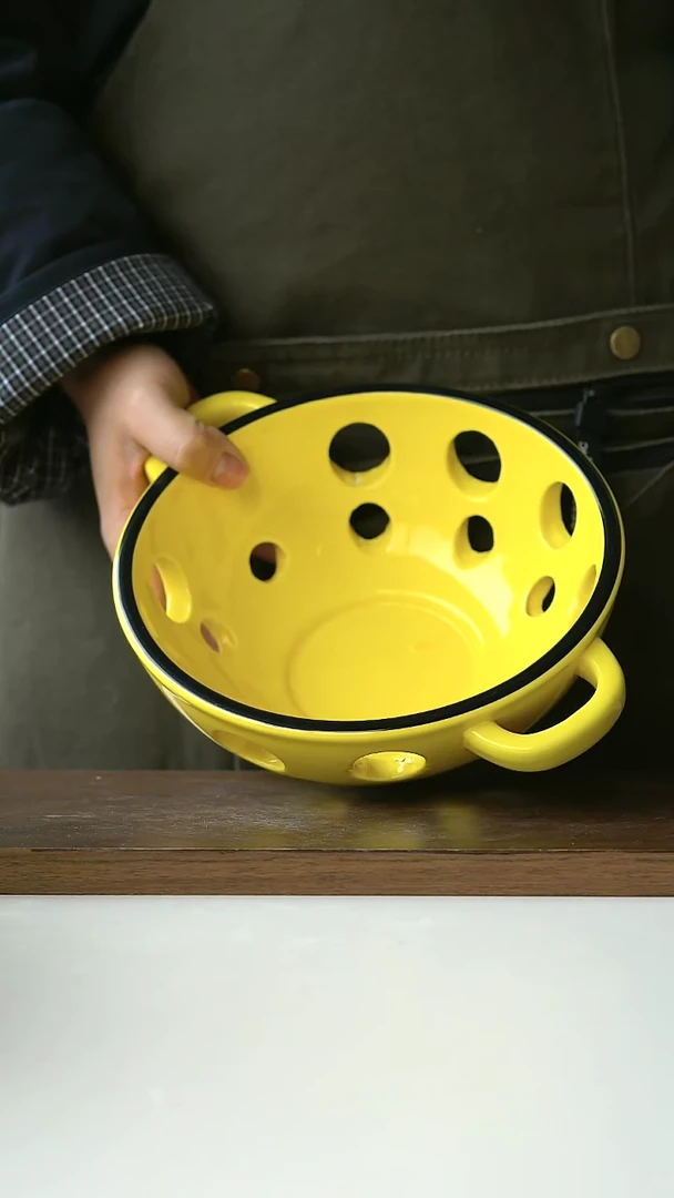 【闪购商品】陶瓷瑕疵黄色陶瓷双耳果盘@4-2@