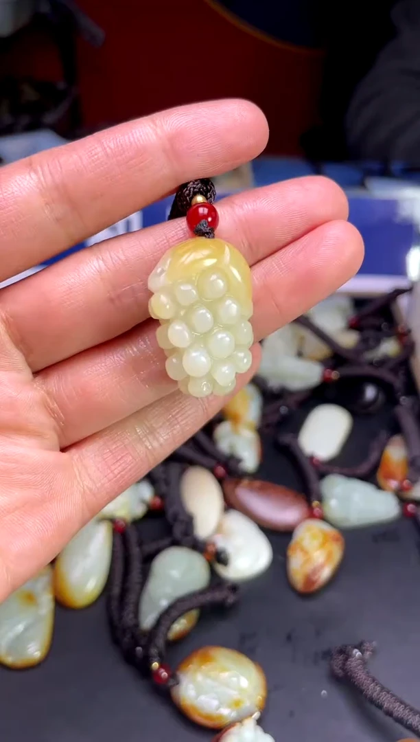 【闪购商品】和田玉颈饰未镶嵌123