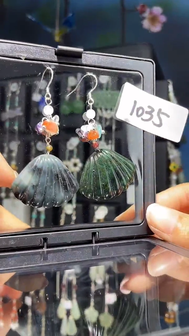 未镶嵌岫玉耳饰喜欢拍