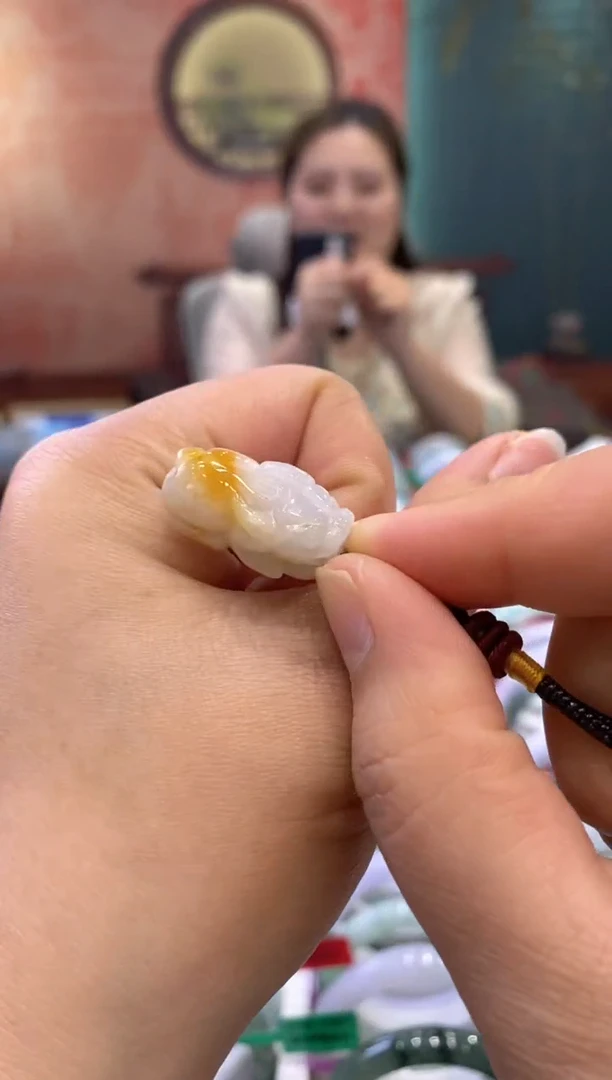 【闪购商品】翡翠挂件未镶嵌多人000147