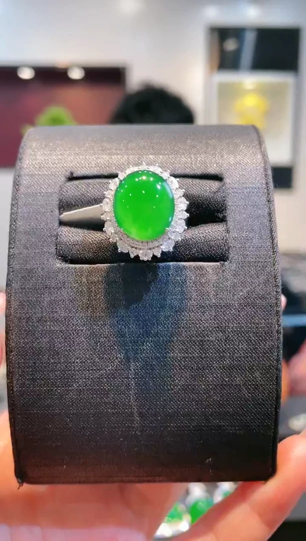 【闪购商品】翡翠颈饰18K金镶嵌A51天然A货翡翠两用款戒指