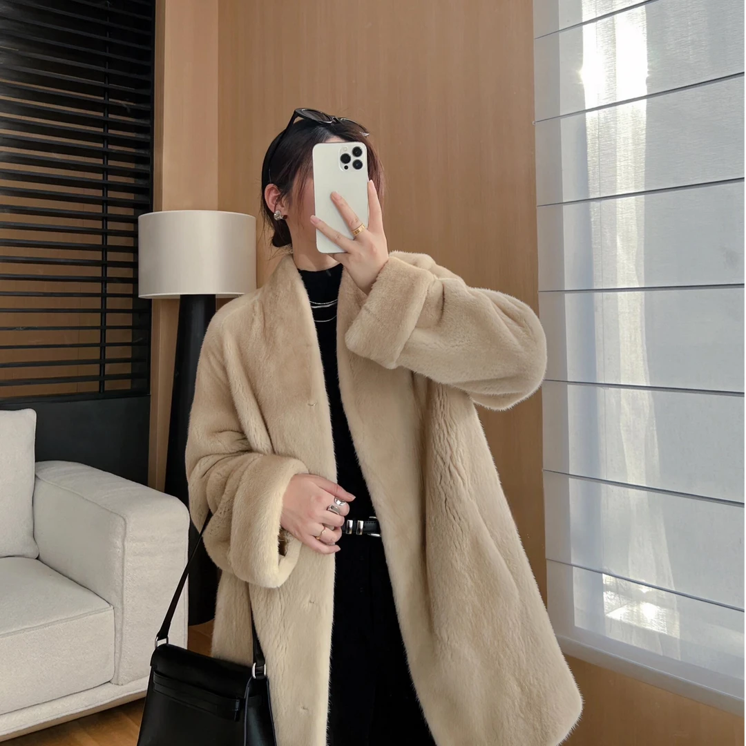 【培培】秋冬季新款进口天鹅绒紫金短二 V领休闲女挽袖年轻中长款