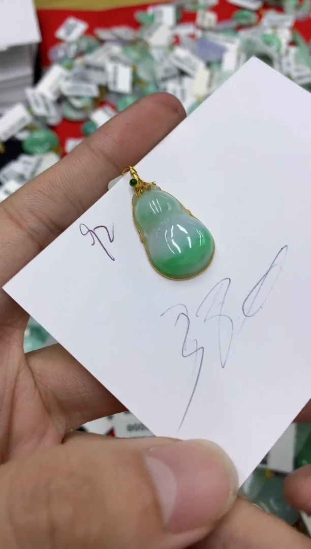 【闪购商品】翡翠颈饰18K金镶嵌号链接11111111