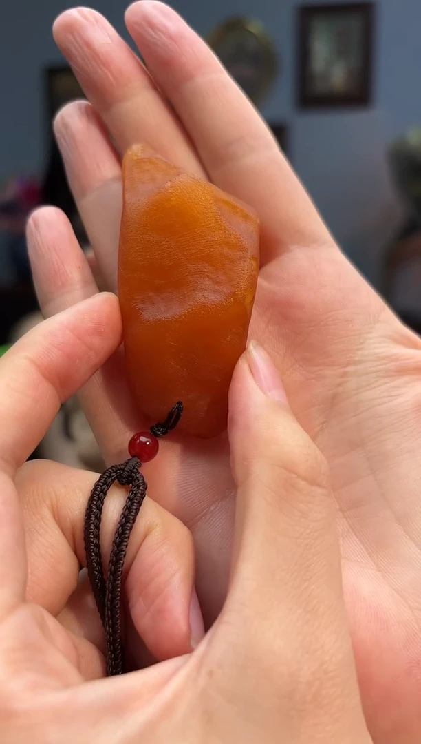 琥珀颈饰未镶嵌吊坠