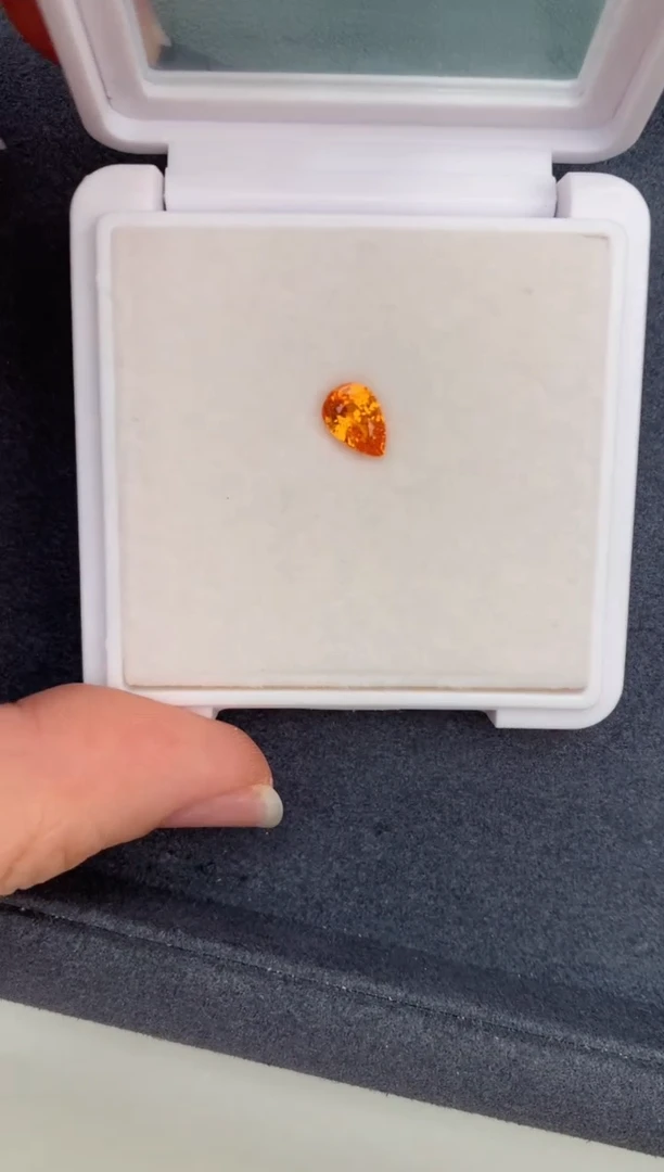 石榴石裸石未镶嵌1.4ct芬达