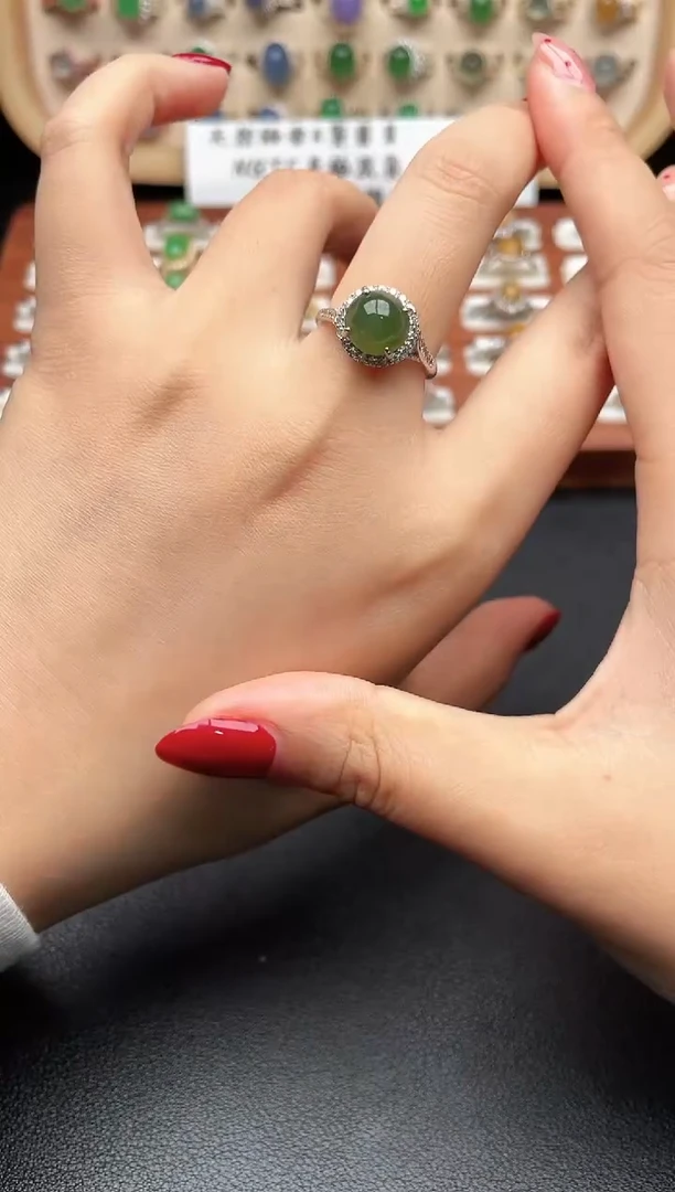 银S925镶嵌戒指翡翠一物一证一礼盒