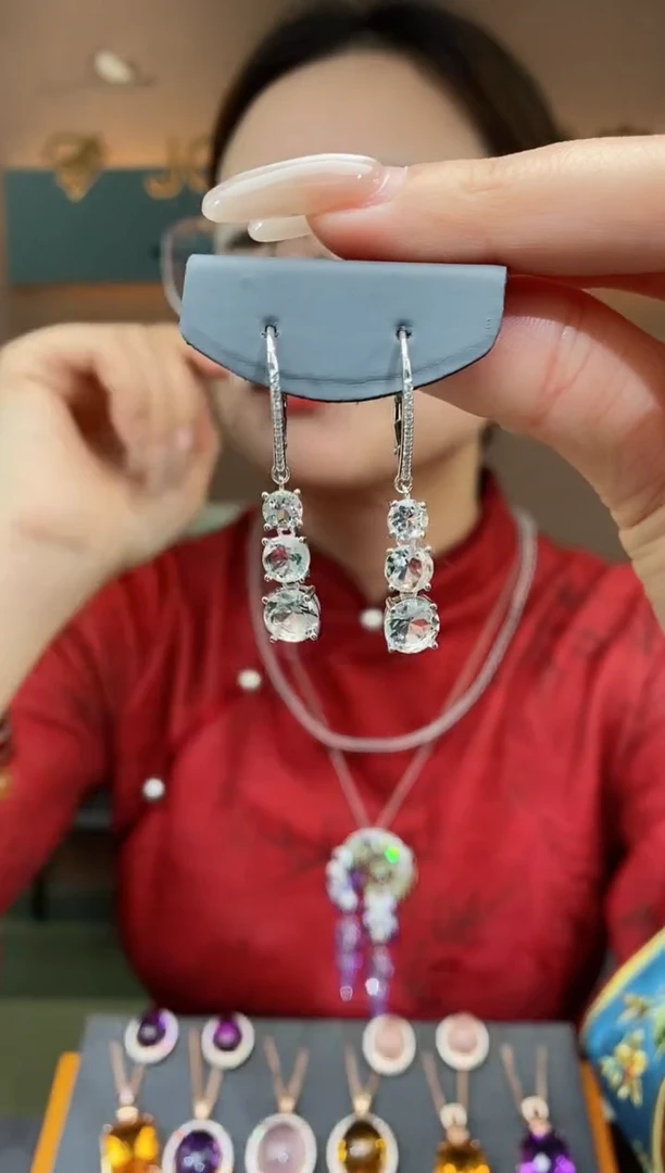 【闪购商品】水晶耳钉银S925镶嵌水晶耳钉