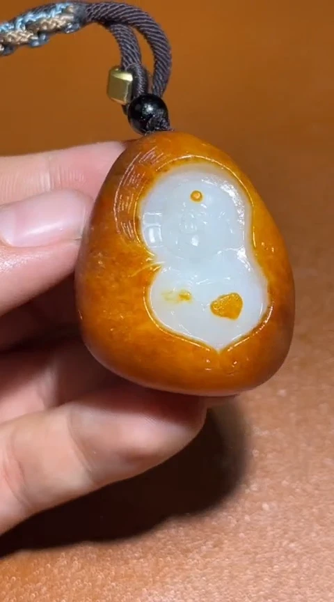 【闪购商品】和田玉2.20LL多样性拍一发一未镶嵌46